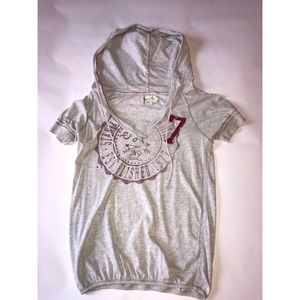 American Eagle shirt